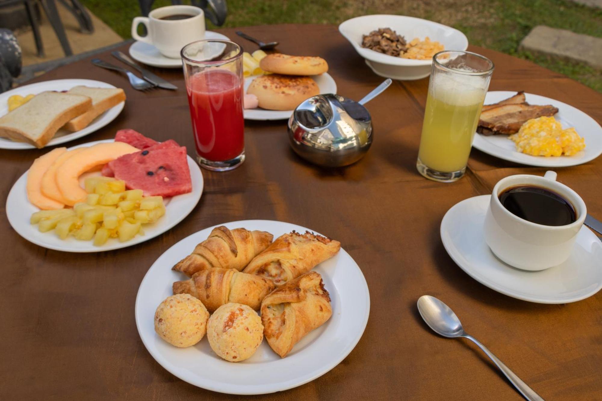 El Prado Hotel Cochabamba Zewnętrze zdjęcie