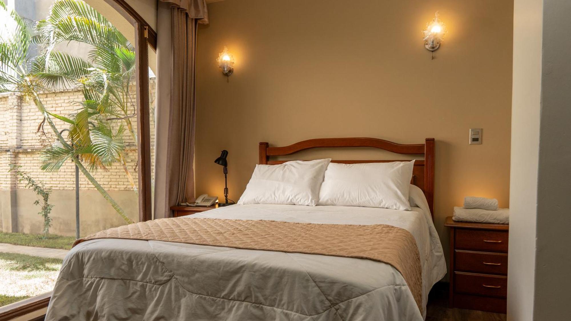 El Prado Hotel Cochabamba Zewnętrze zdjęcie